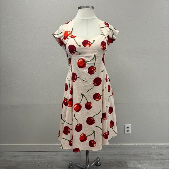 RARE Collectif Retro Cherry Dress - Size 14 (18UK) VINTAGE INSPIRED - Picture 1 of 6